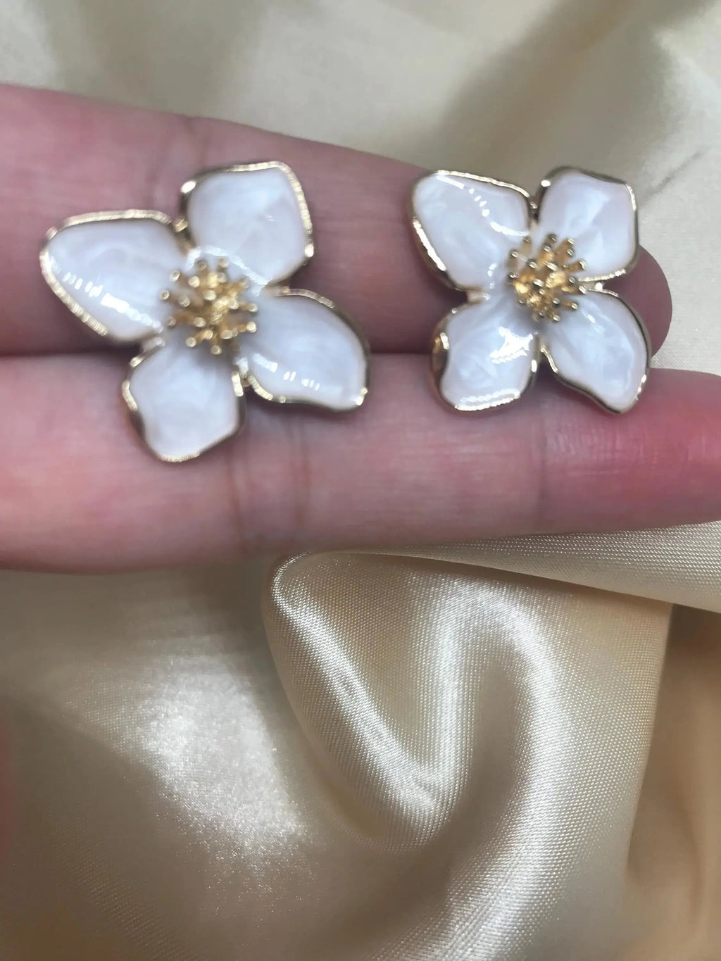 Elegant Four Petal Flower Earrings For Women, Daily Wear Flower Earrings For Women, Stylish Four Petal Earrings  Gift, Stainless Steel