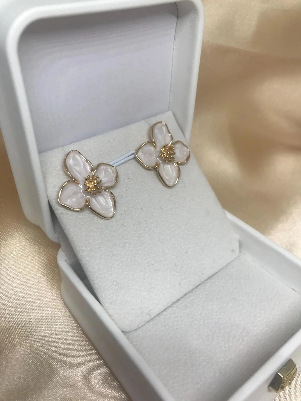 Elegant Four Petal Flower Earrings For Women, Daily Wear Flower Earrings For Women, Stylish Four Petal Earrings  Gift, Stainless Steel