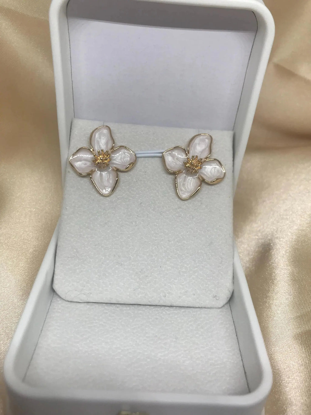 Elegant Four Petal Flower Earrings For Women, Daily Wear Flower Earrings For Women, Stylish Four Petal Earrings  Gift, Stainless Steel