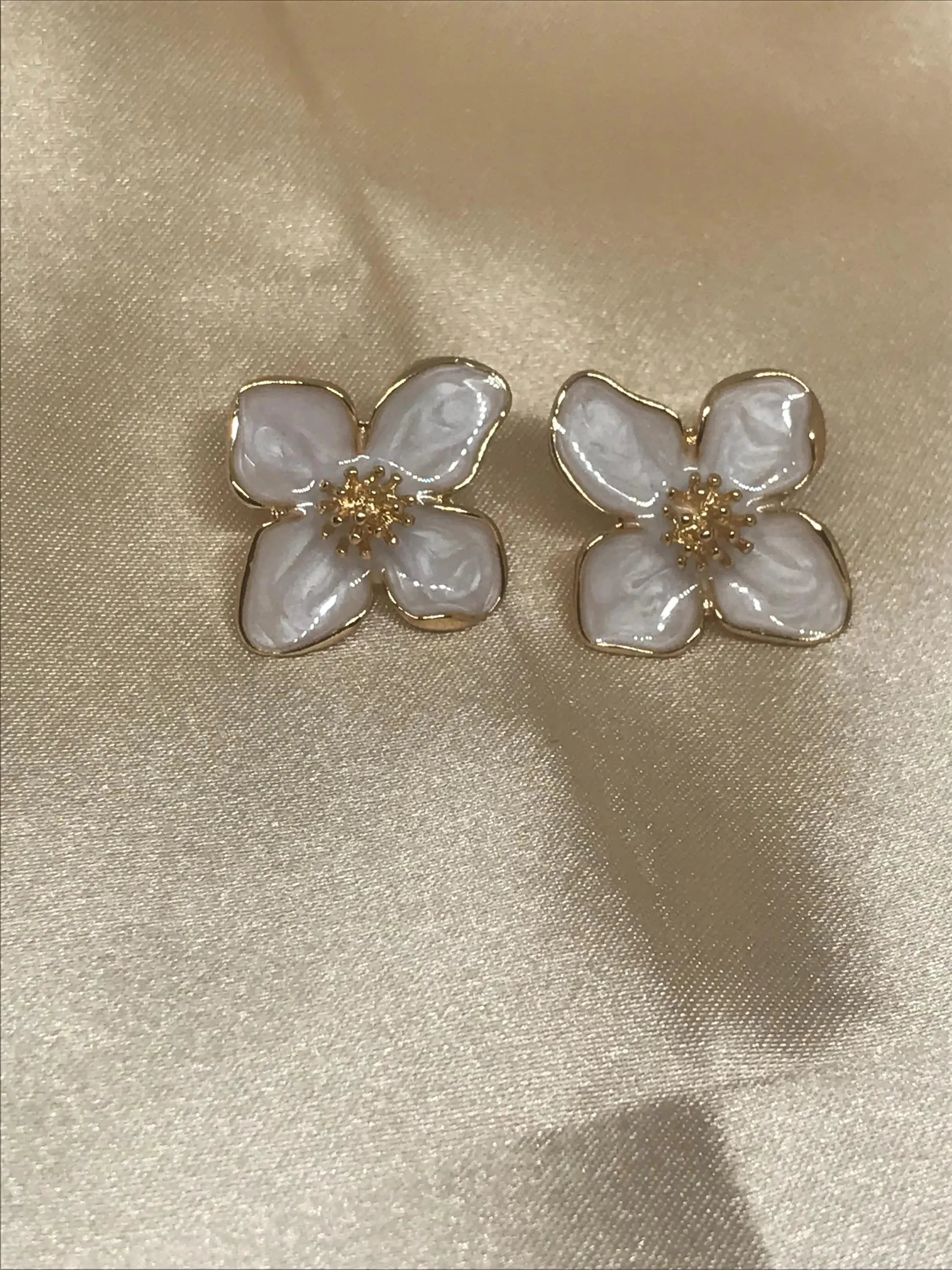 Elegant Four Petal Flower Earrings For Women, Daily Wear Flower Earrings For Women, Stylish Four Petal Earrings  Gift, Stainless Steel