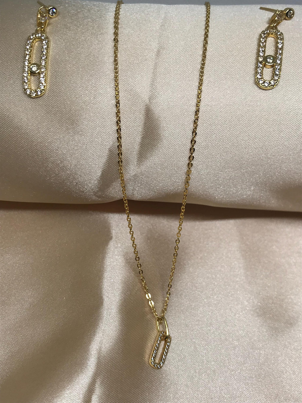 European and American Personality ,Jewellery Set Necklace and Earrings. Pendant Gold Plated , Stainless Steel ,