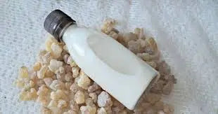 Omani Royal Hojari Frankincense Resin, expertly infused with cold-pressed castor, black seed, rosehip, argan, grape, and jojoba oils for powerful, all-natural anti-aging benefits.

Our advanced formula deeply nourishes and moisturizes the skin, leaving it soft, smooth, and visibly rejuvenated.