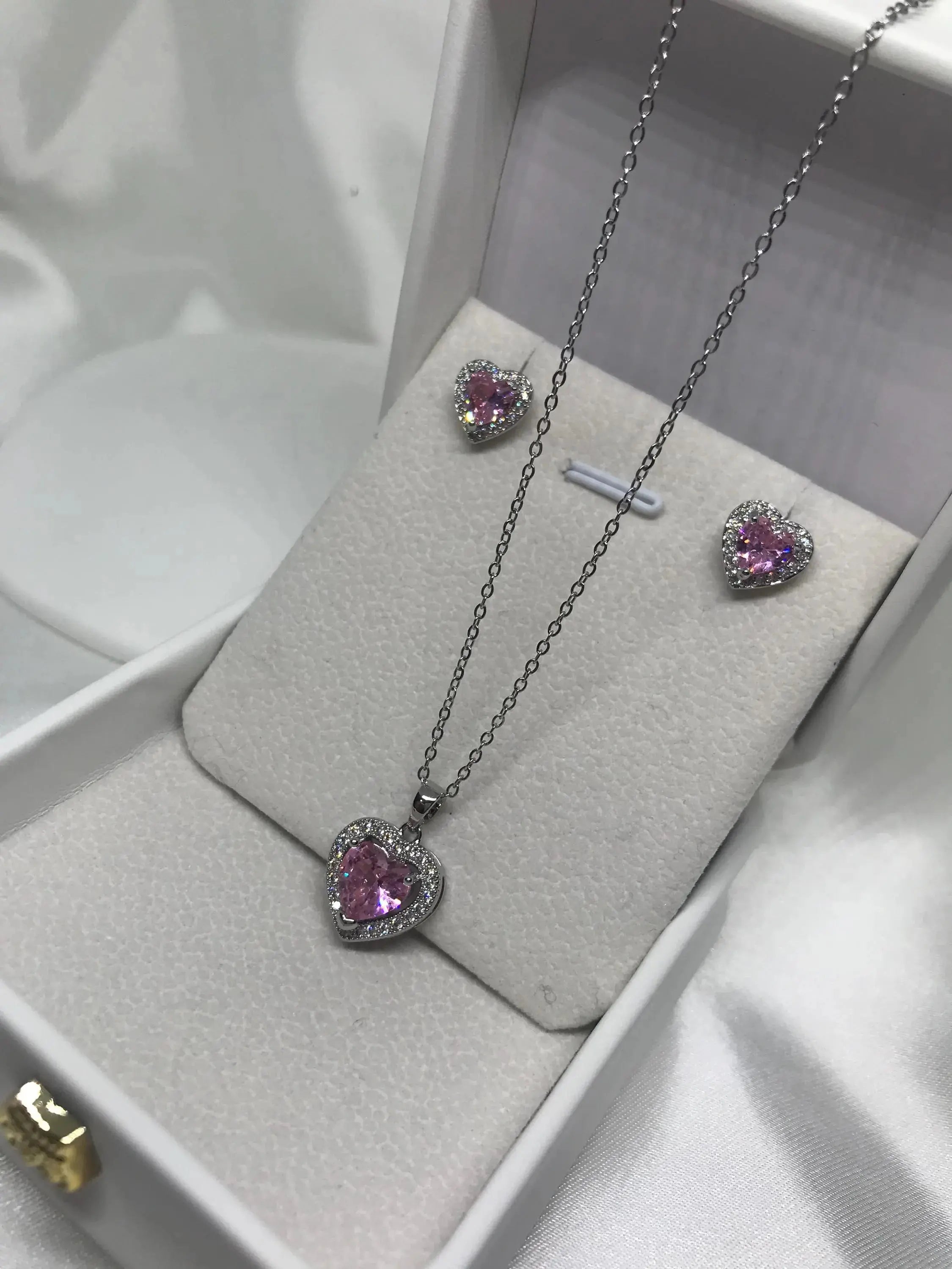 Luxury Stainless Steel , Delicate Simple Heart Shaped Cubic Zirconia Pendant Necklace and Earrings Set.