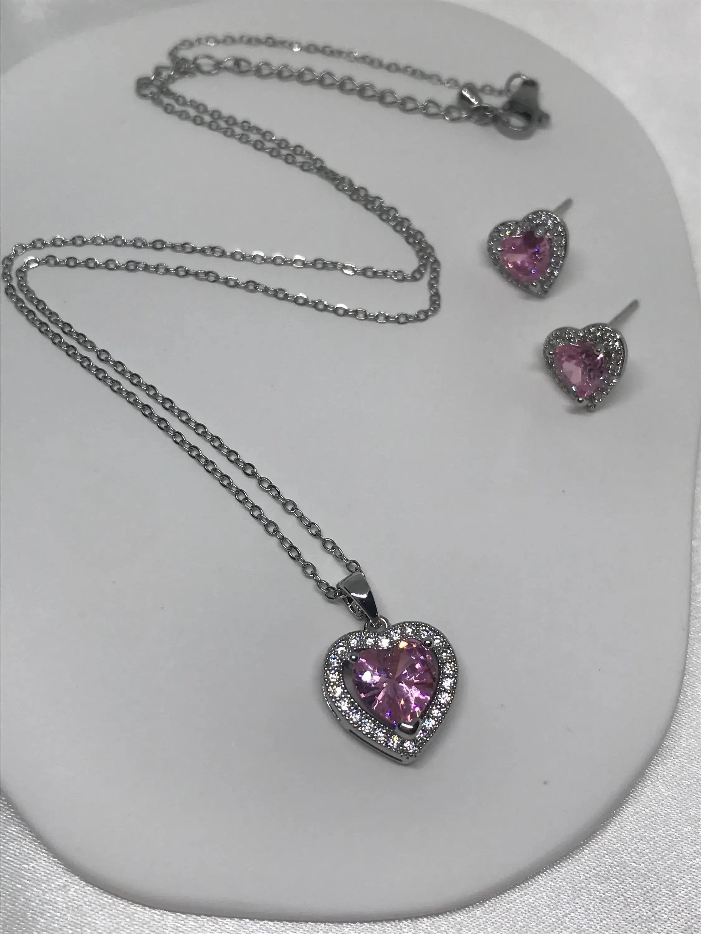Luxury Stainless Steel , Delicate Simple Heart Shaped Cubic Zirconia Pendant Necklace and Earrings Set.