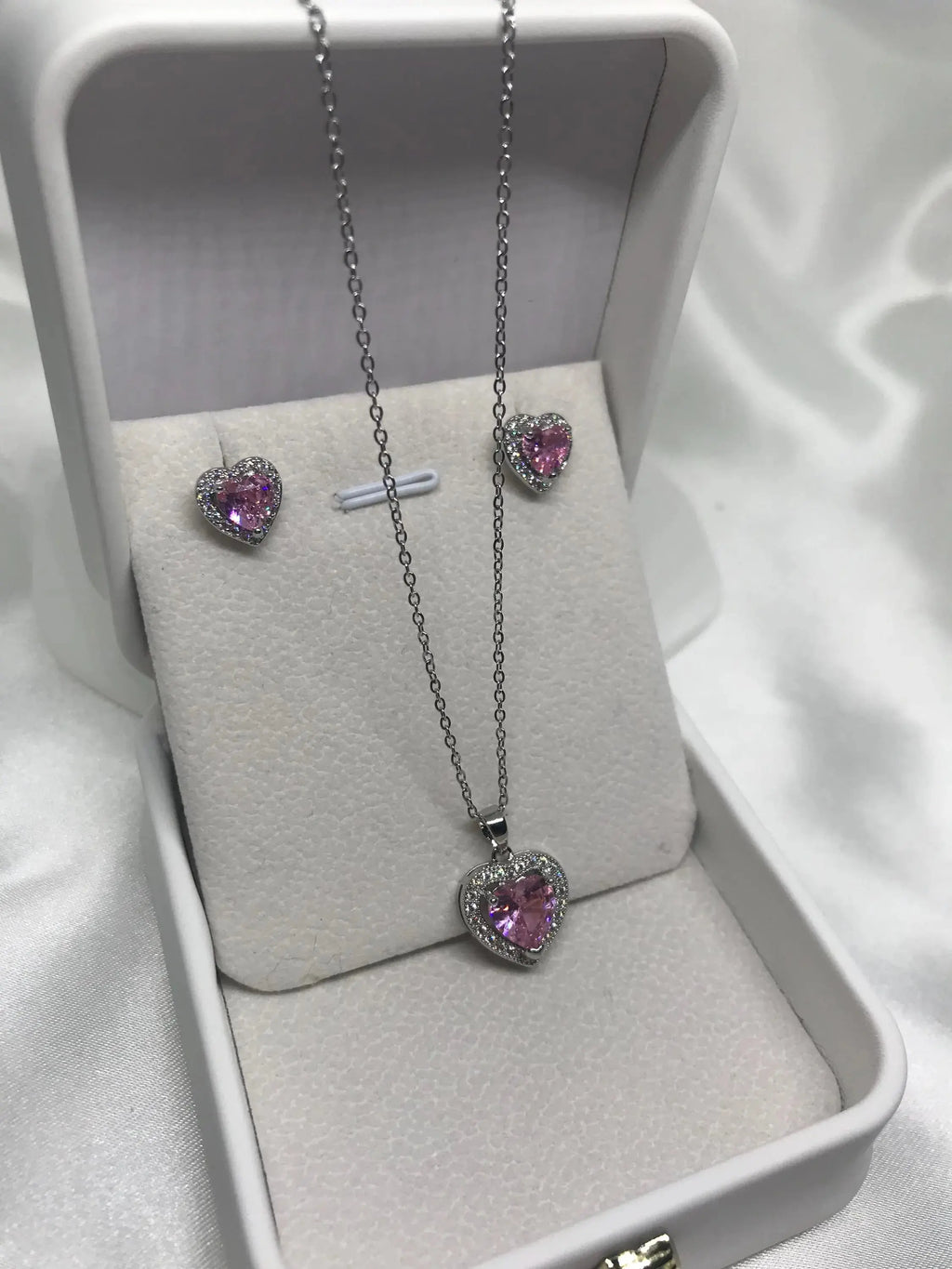 Luxury Stainless Steel , Delicate Simple Heart Shaped Cubic Zirconia Pendant Necklace and Earrings Set.